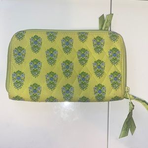 Vera Bradley Large Wallet/Clutch